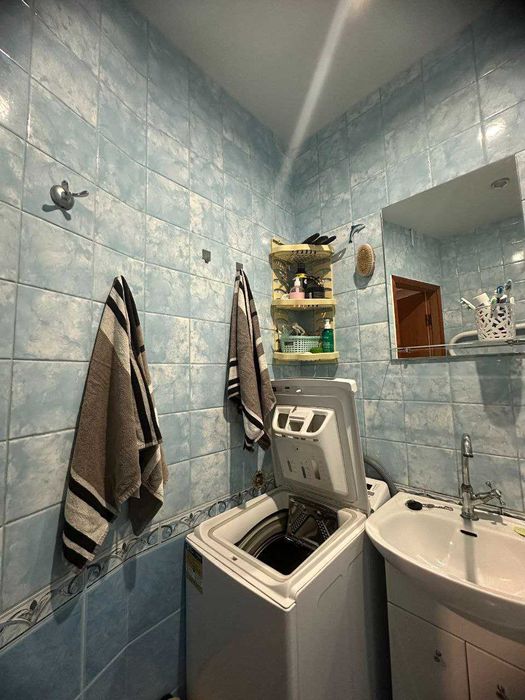 Продам реальную  1-комн.кв.Одесская 10 мин Мереф шоссе ,ул.Западная 56