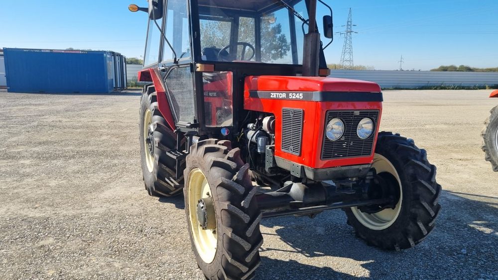 Ciągnik Zetor 5245
