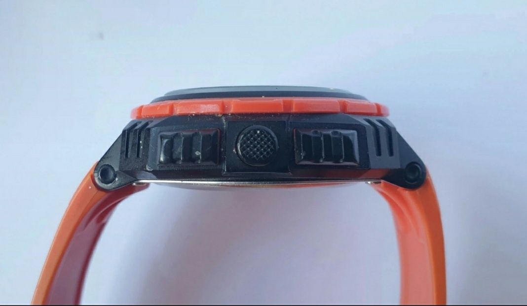 Timex Expedition T49981 vibration alarm wr200 indiglo