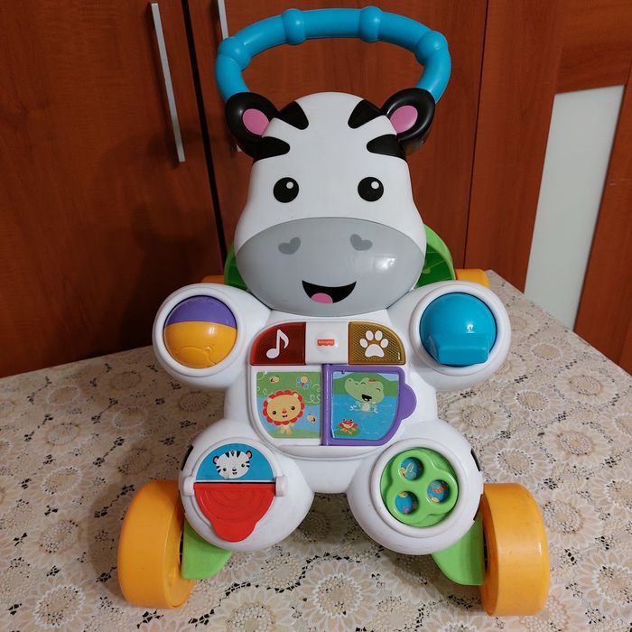 Ходунки-каталка.