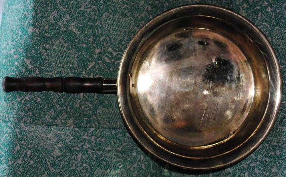 Латунна, антикварна, робоча сковорода сковородка сковорідка таз з ручк