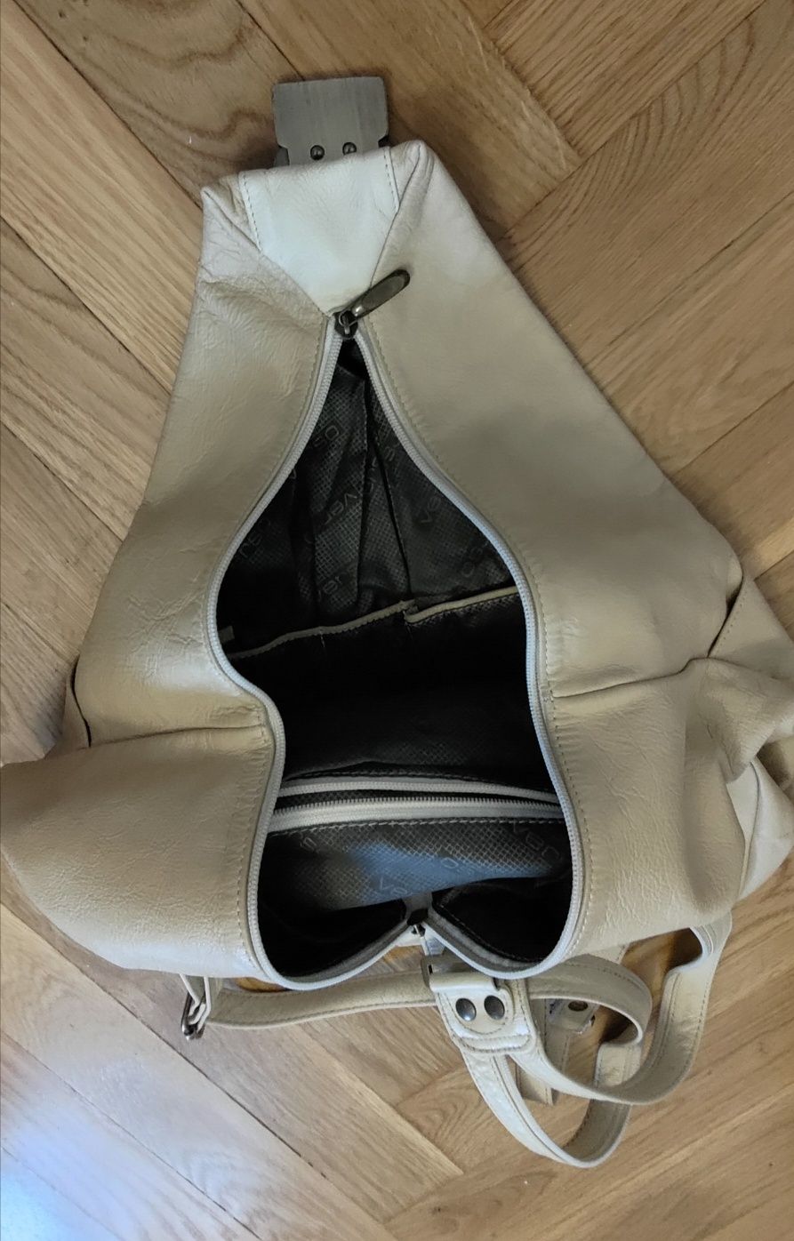 Plecak-torebka na ramię i plecy