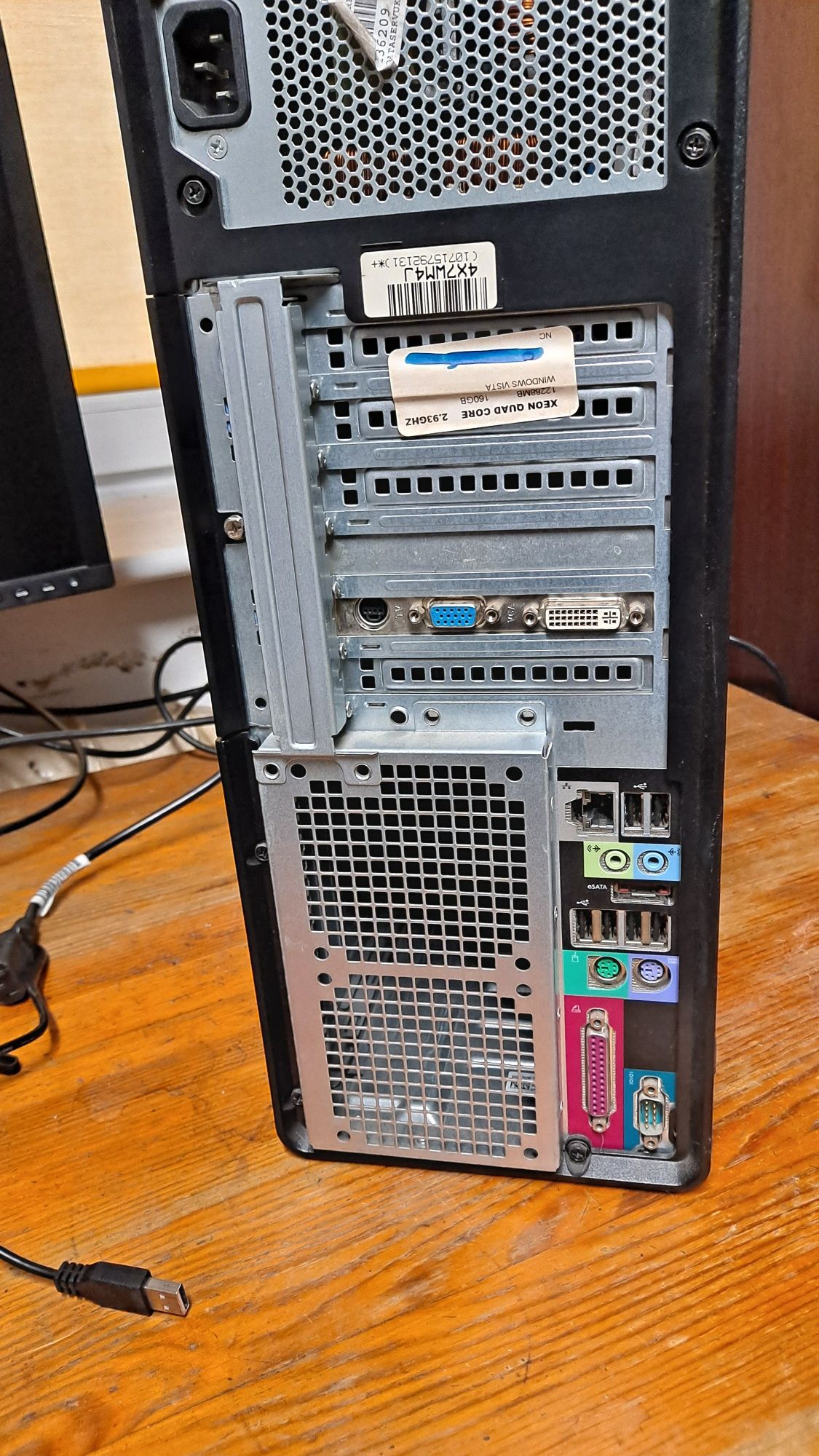 Komputer Dell Precision T3500 Xeon 6GB RAM 160GB SSD GF8500 DVD RW