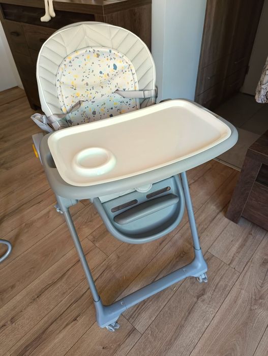 Kinderkraft Lastree 2w1 - krzesełko do karmienia, leżaczek | Grey