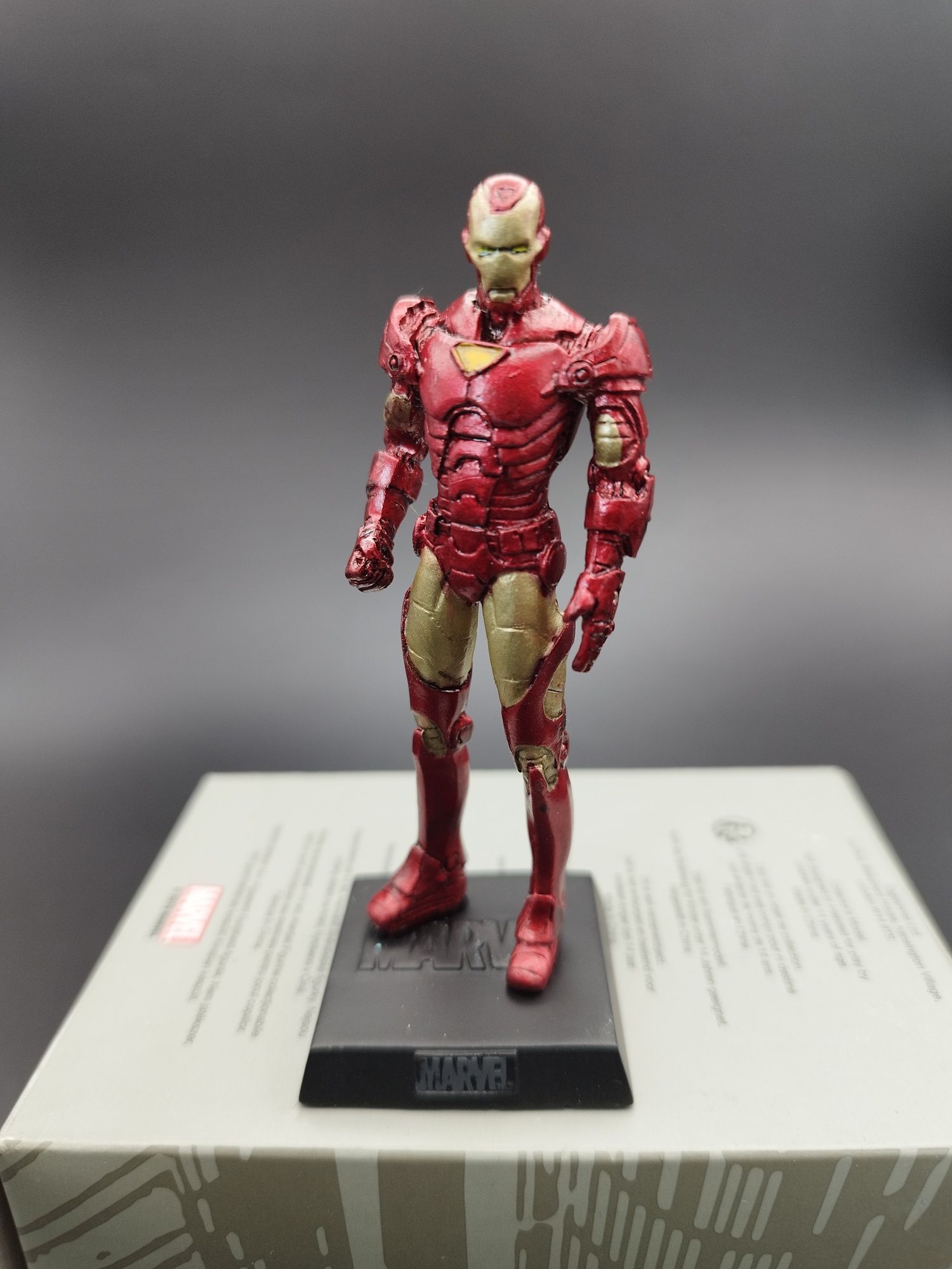 Figurka Marvel klasyczna Iron  Man #3 ok 8 cm figurka