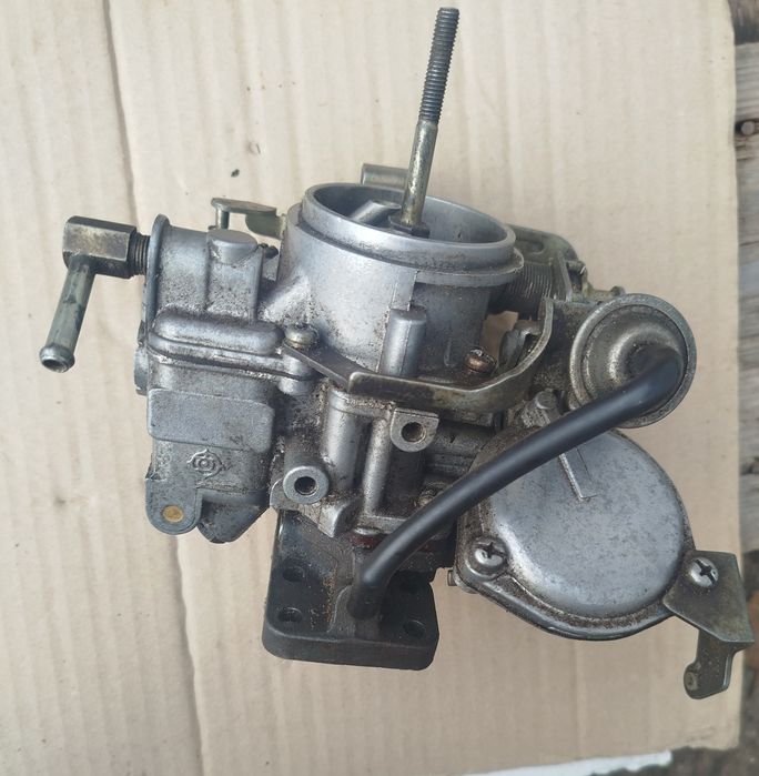 Продом карбіратор для авто мазда 323 1981-1989 до двигуна Е1-Е3-Е5