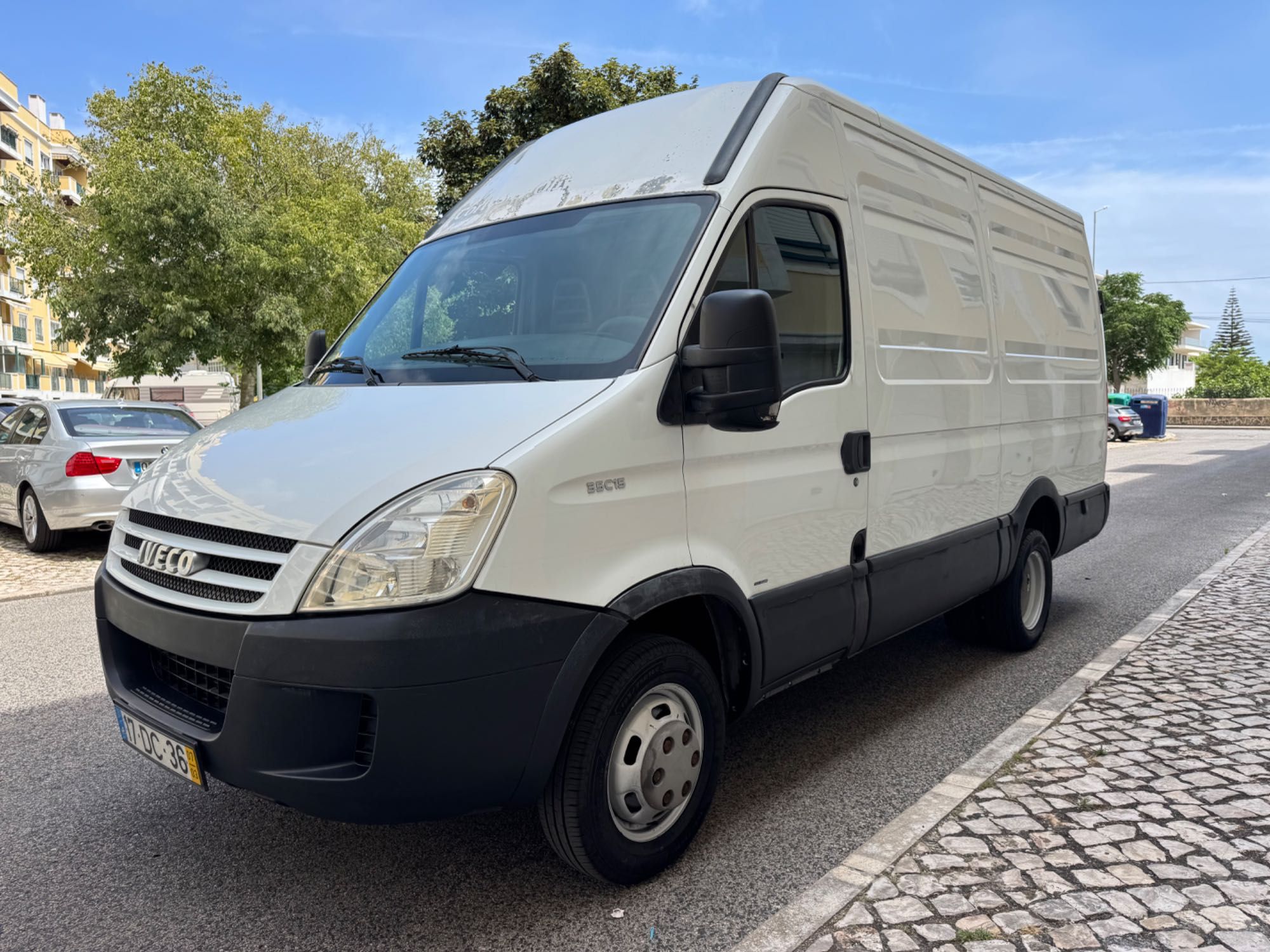 Iveco Daily 3.0 diesel 145 CV Nacional ( apenas 124.100 km )
