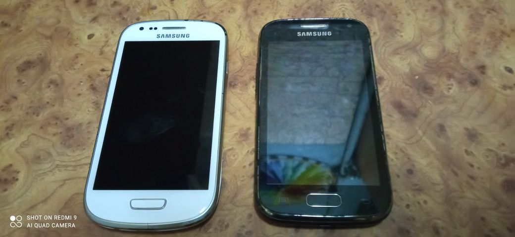 Sprzedam 2 x Samsung sprawne brak bateri