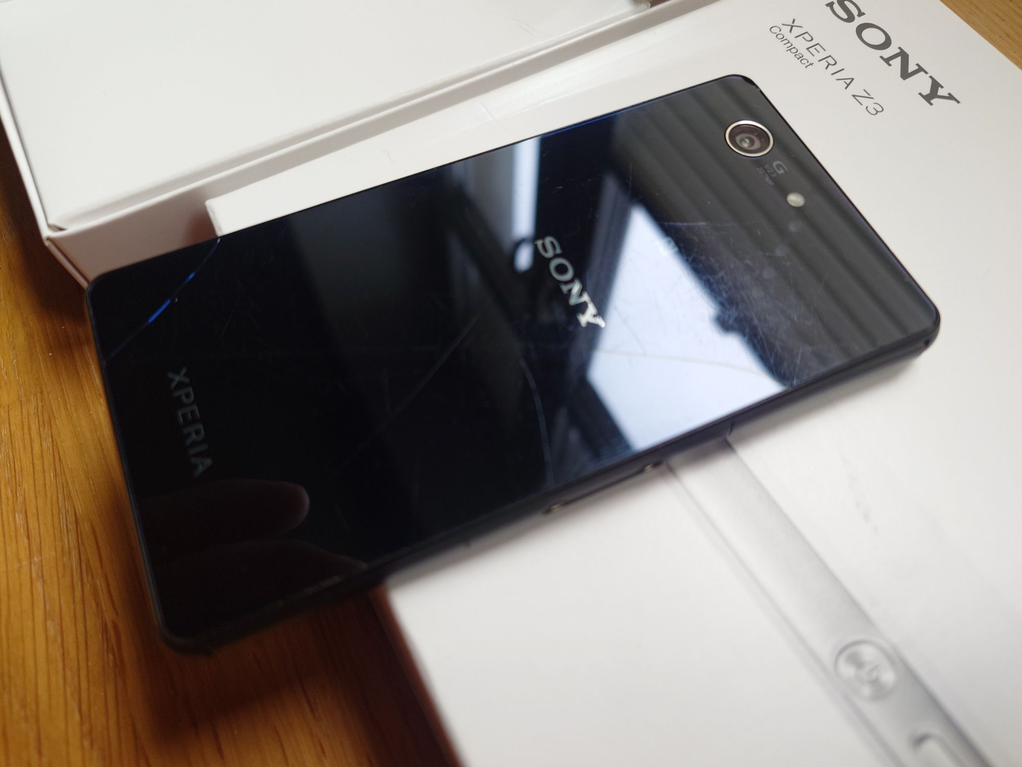 Sony Xperia Z3 Compact uszkodzona