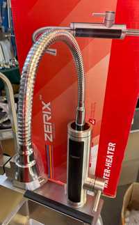 Проточный водонагреватель Zerix ELW55-EF (c гибким изливом)