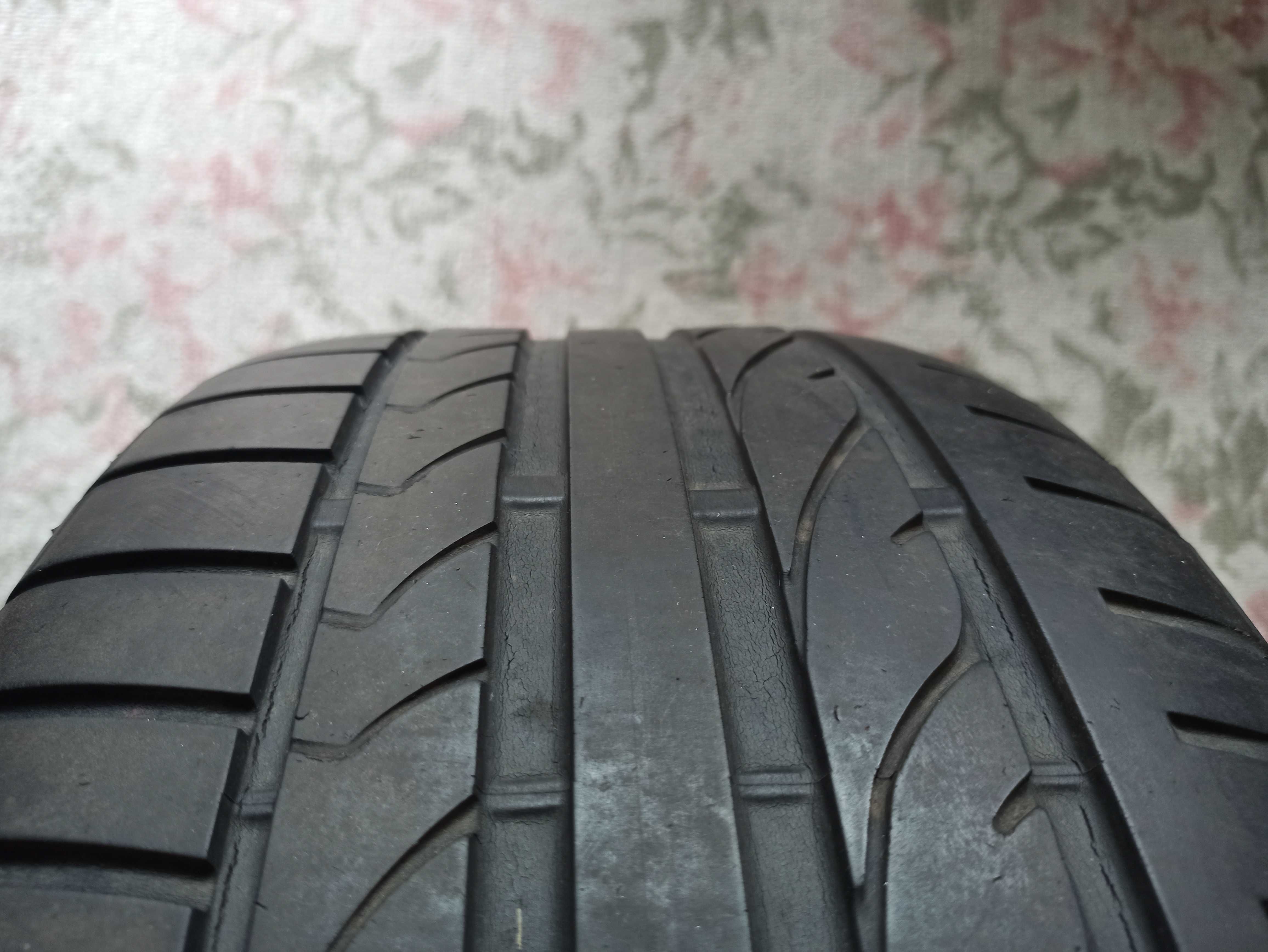 Шини Bridgestone Potenza RE050A 245/45R17 47/08 5 мм