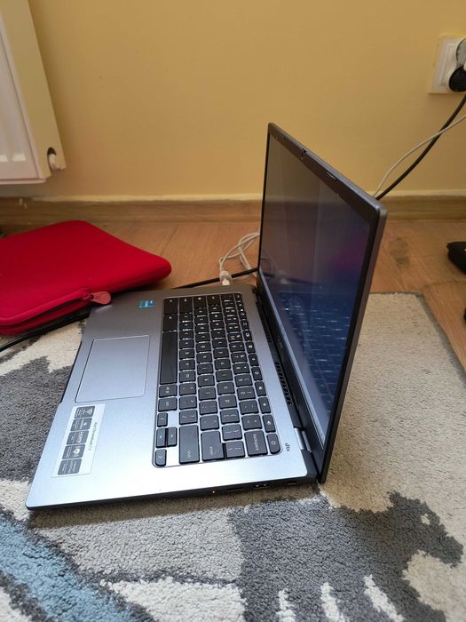 Chrombook Acer laptop