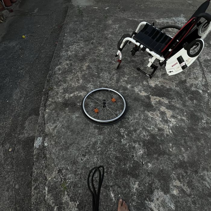 Cadeira de rodas manual