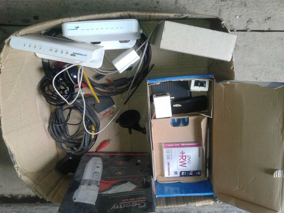 Кабель micro и Type C + гарнитура Nokia и др .