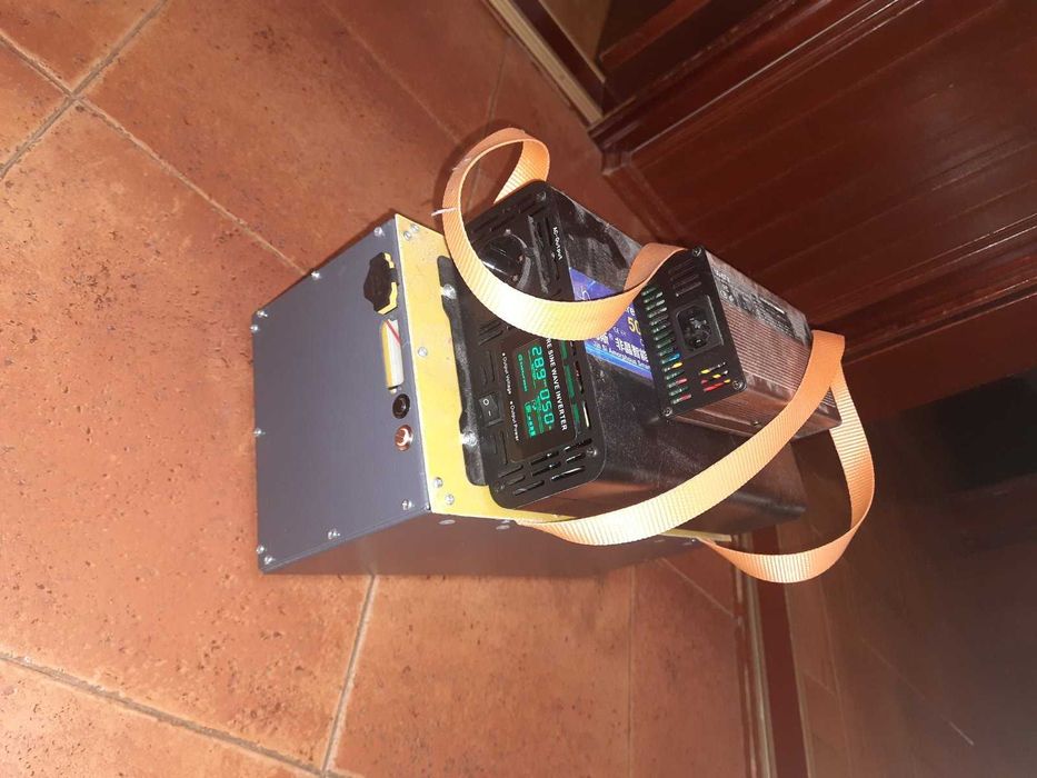 Зарядная станция 5000/2500Вт - 1500Вт*Час