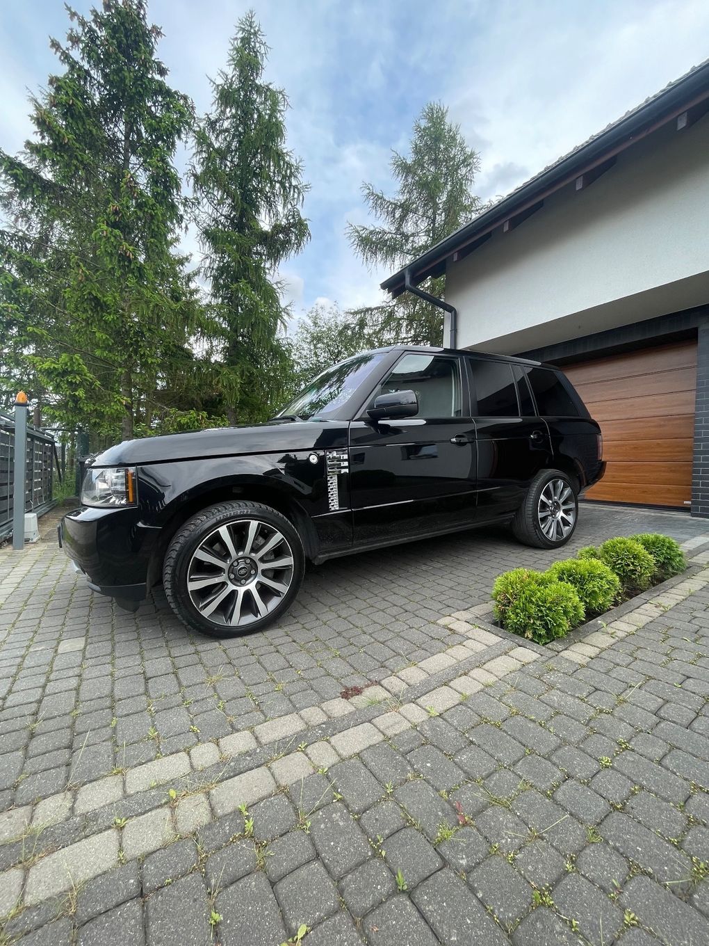Land Rover Range Rover Land Rover RANGE ROVER WESTMINSTER 5.0 V8 S/C Czarny Gdańsk fakturaVAT