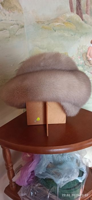 Шляпка норковая, женская