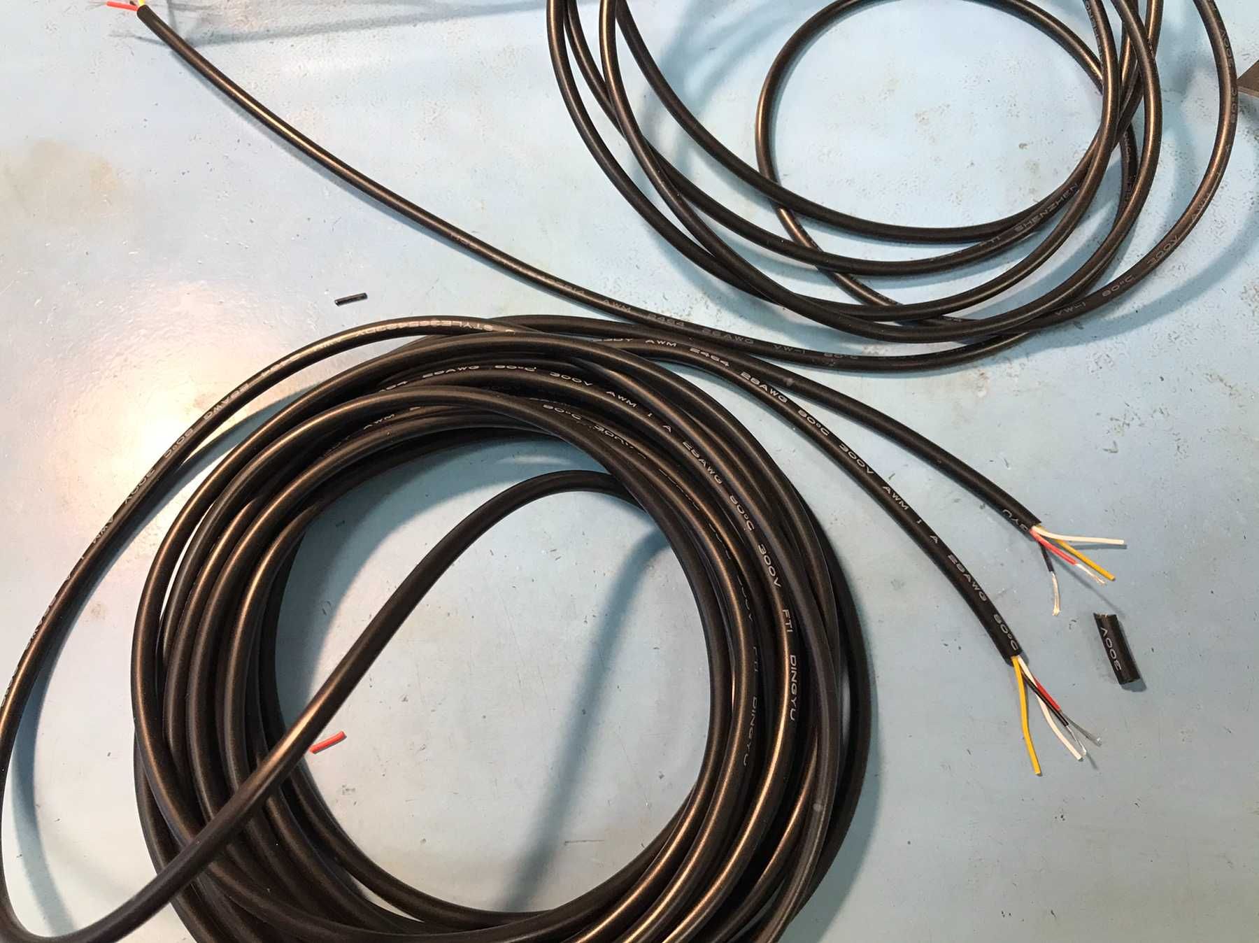 Провод 28 AWG, 26 AWG