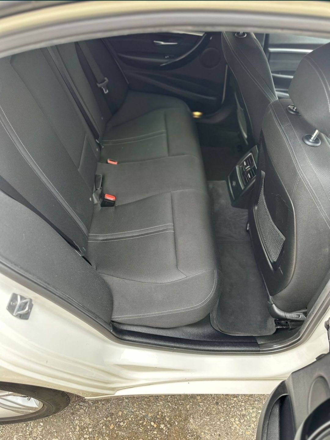 BMW 330e nacional