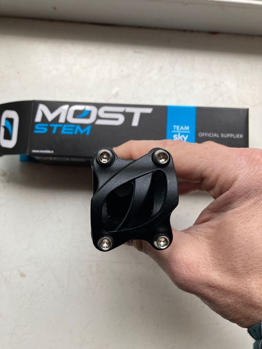 Most Tiger Ultra 3k carbon mostek szosowy