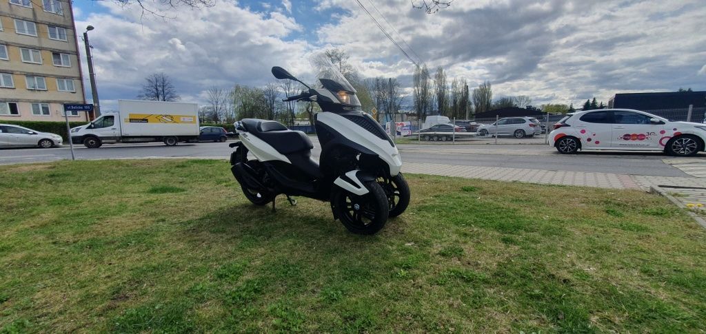 Piaggio mp3 300ie  L5e 2012r