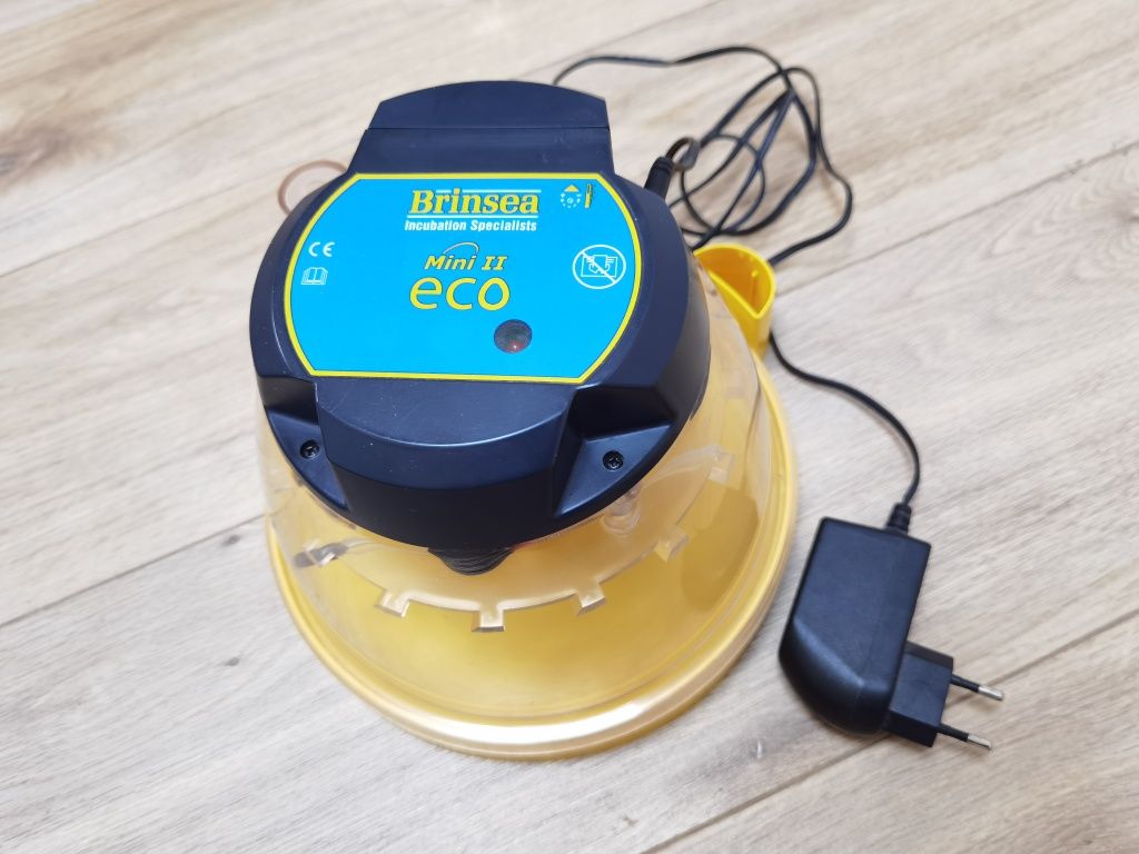 Inkubator Brinsea Mini II Eco na 10 jaj kurzych