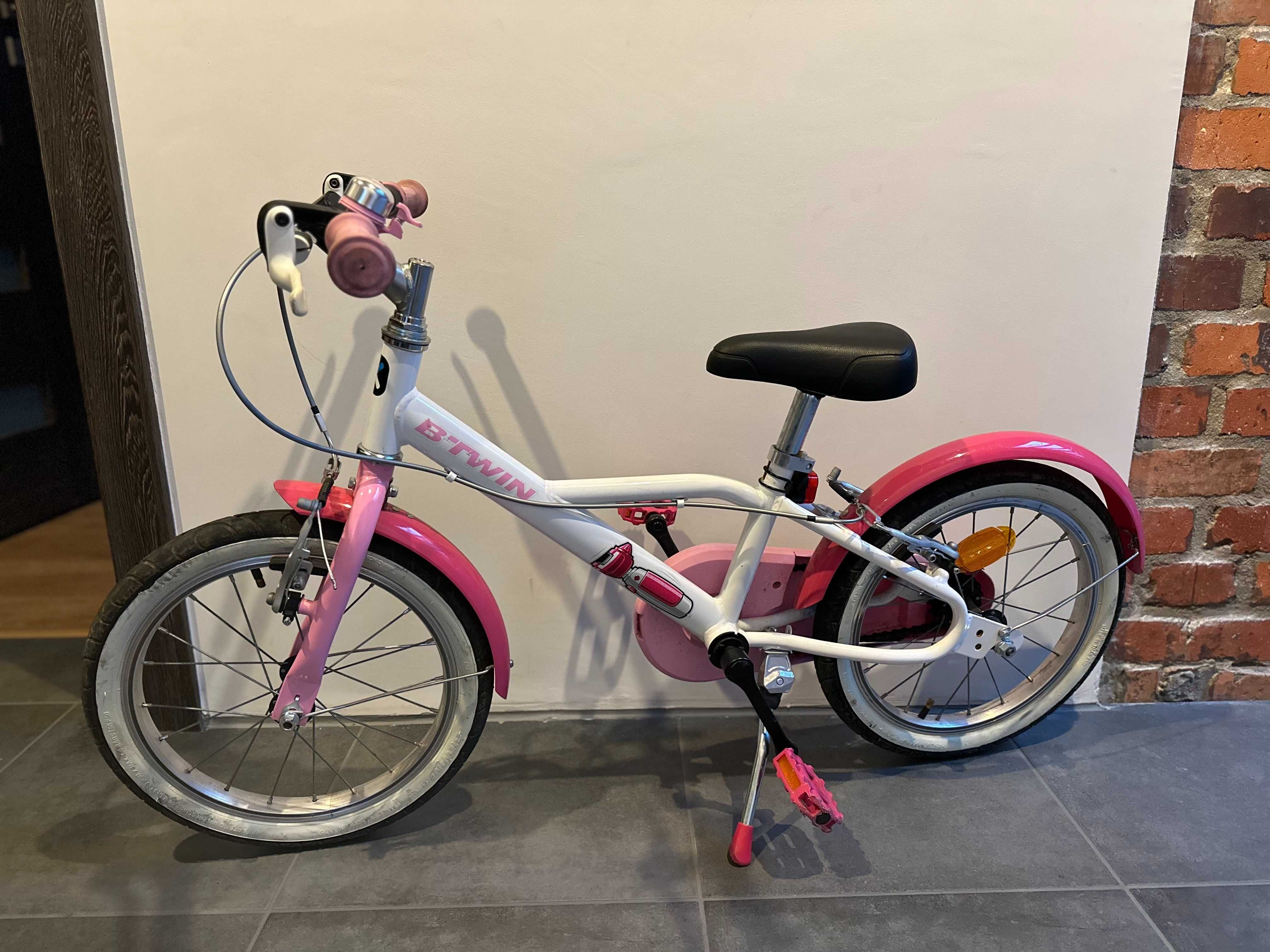 Rowerek dziecięcy różowy B-twin 500, 16 cali