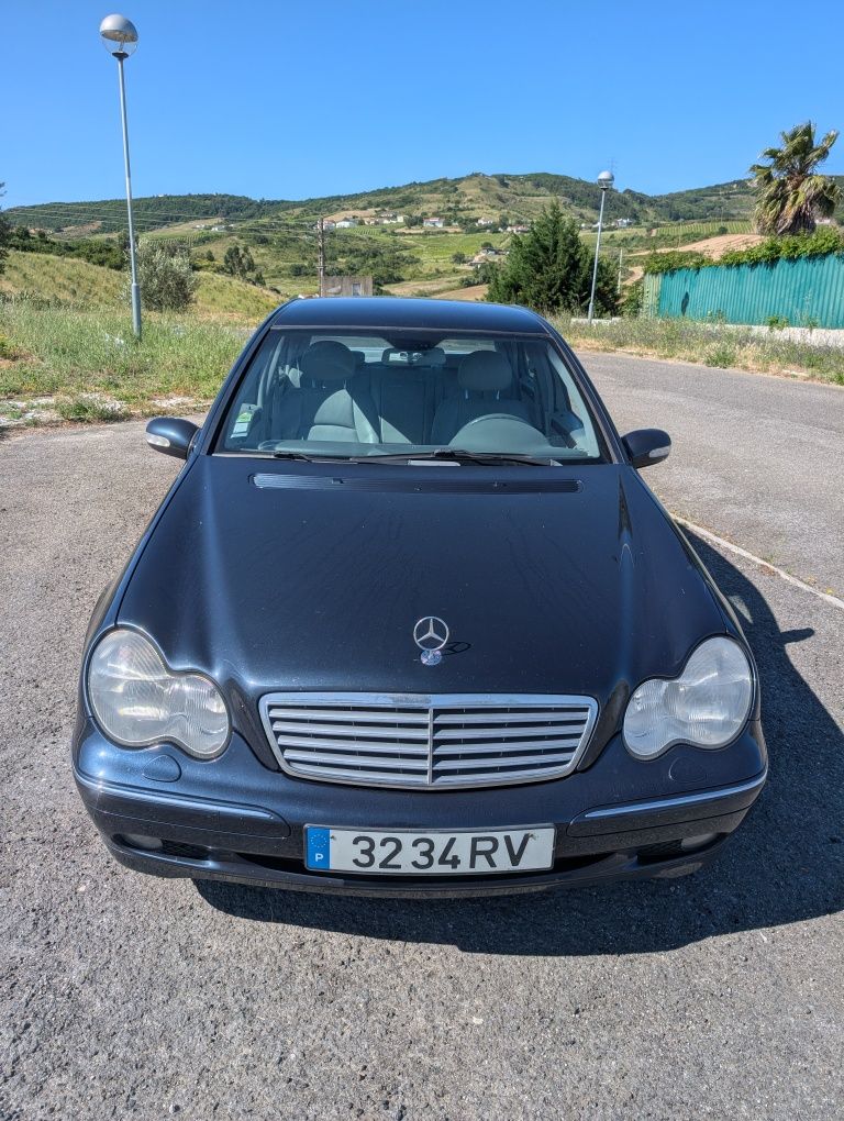 Mercedes c200. Troco por pickup