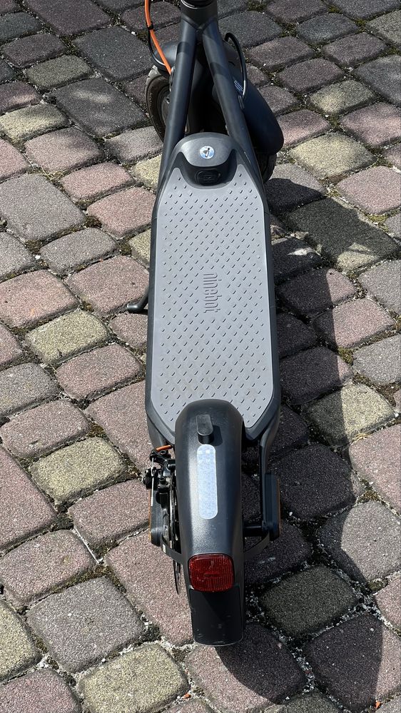 Електросамокат Ninebot F30D by Segway
