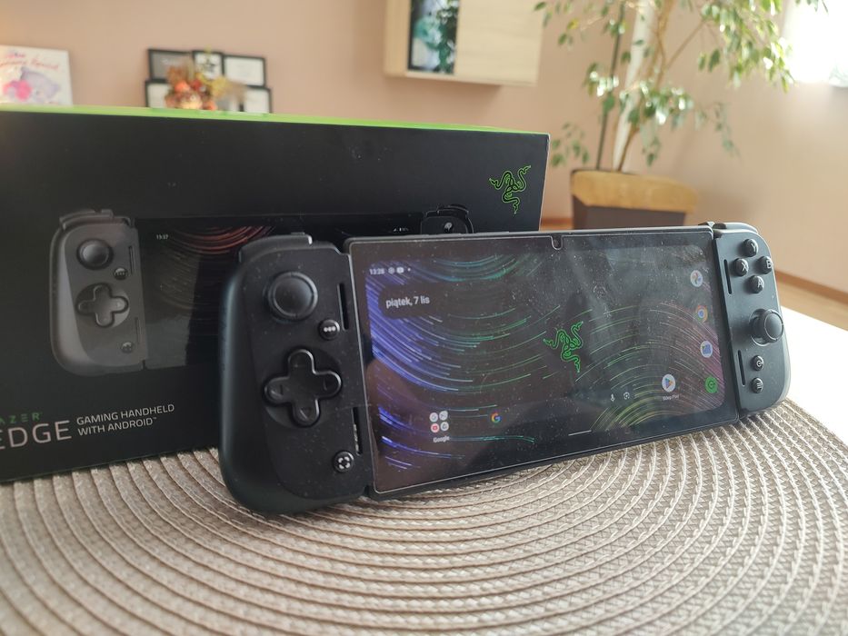 Konsola Razer Edge Wifi
