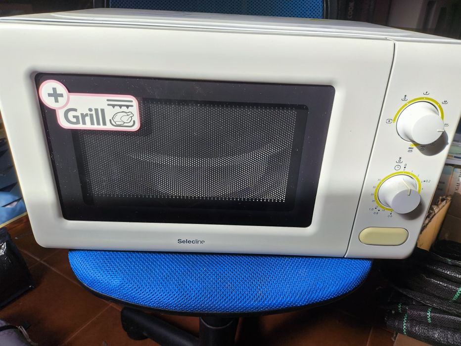 Microondas com grill Selecline