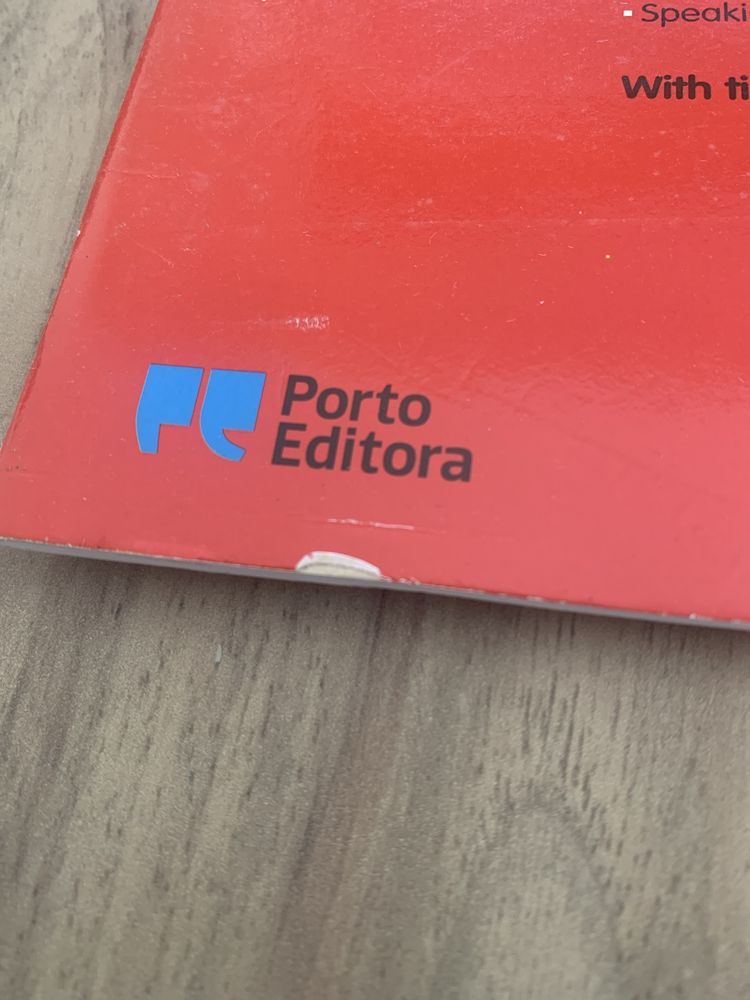 Livro de Inglês, 9.º ano, Porto Editora.