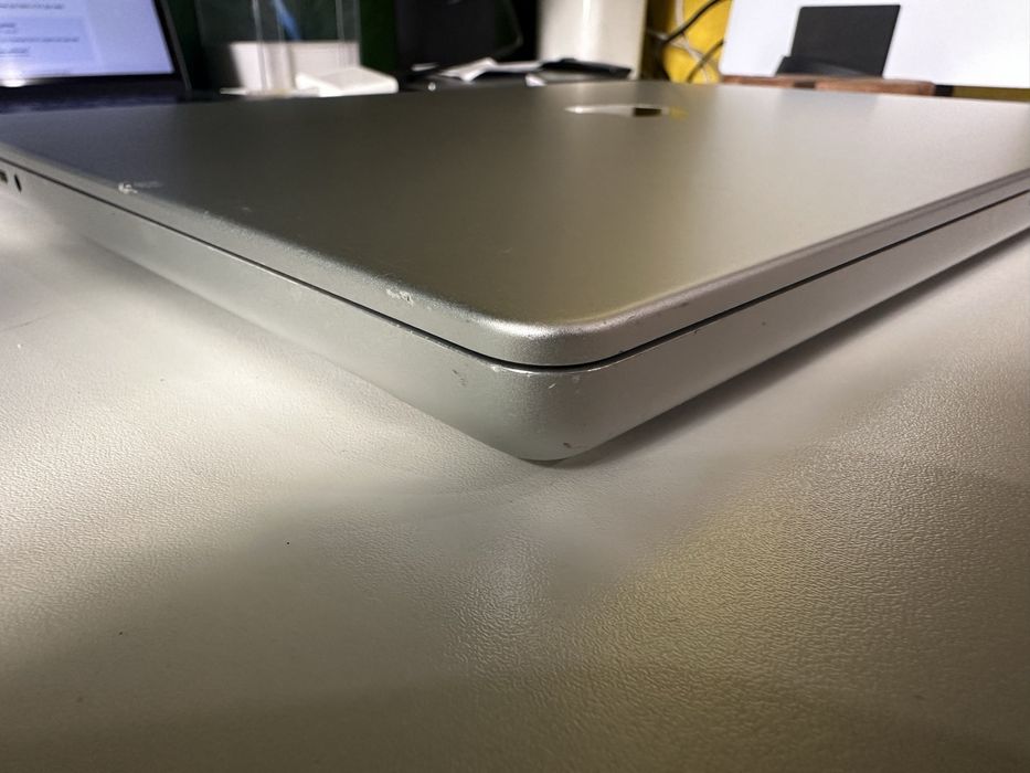Топкейс MacBook Pro 16” A2485 Silver