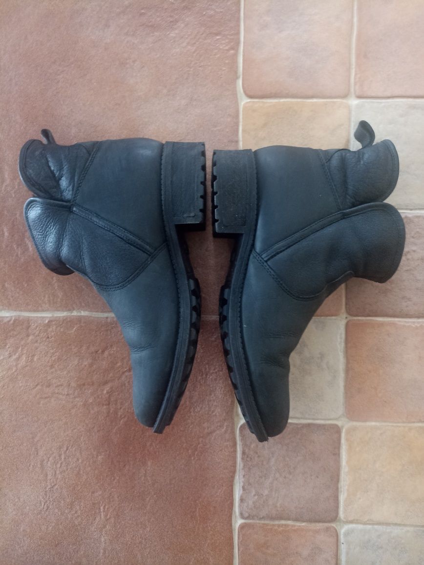 Kozaki botki damskie UGG  skóra 39/40