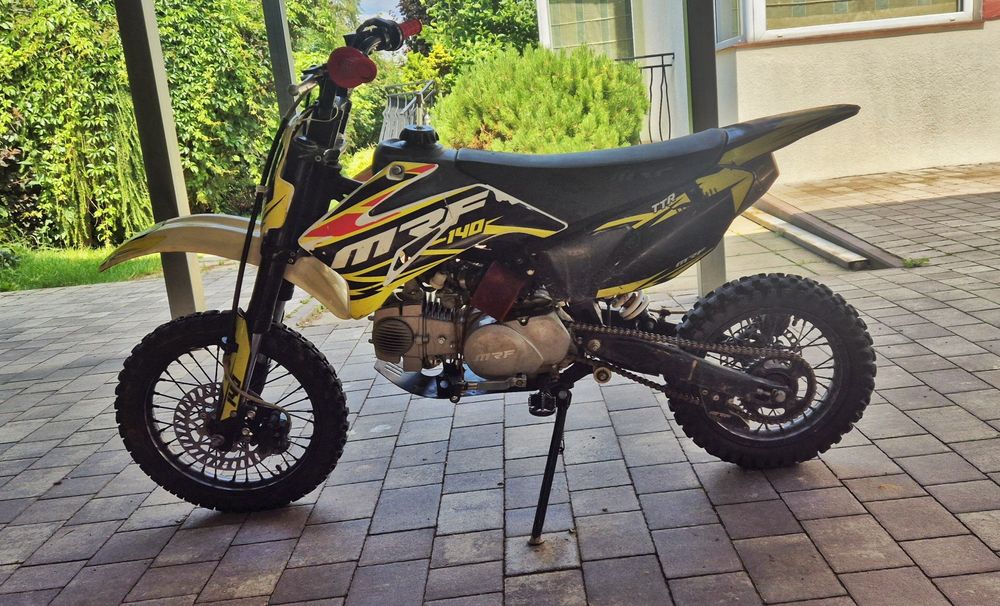 MRF 140 TTR Pitbike
