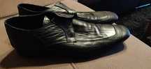 Sapatos clássicos de pele