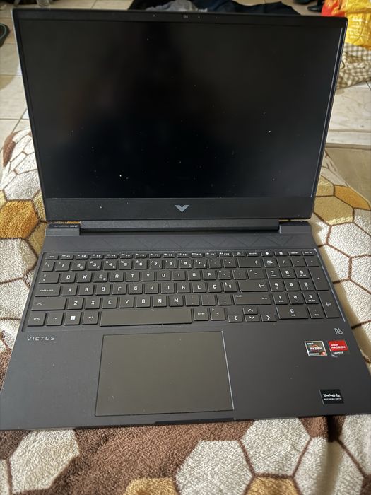 0198122089406 - portátil hp victus 15- FB0021NP R5 16-512