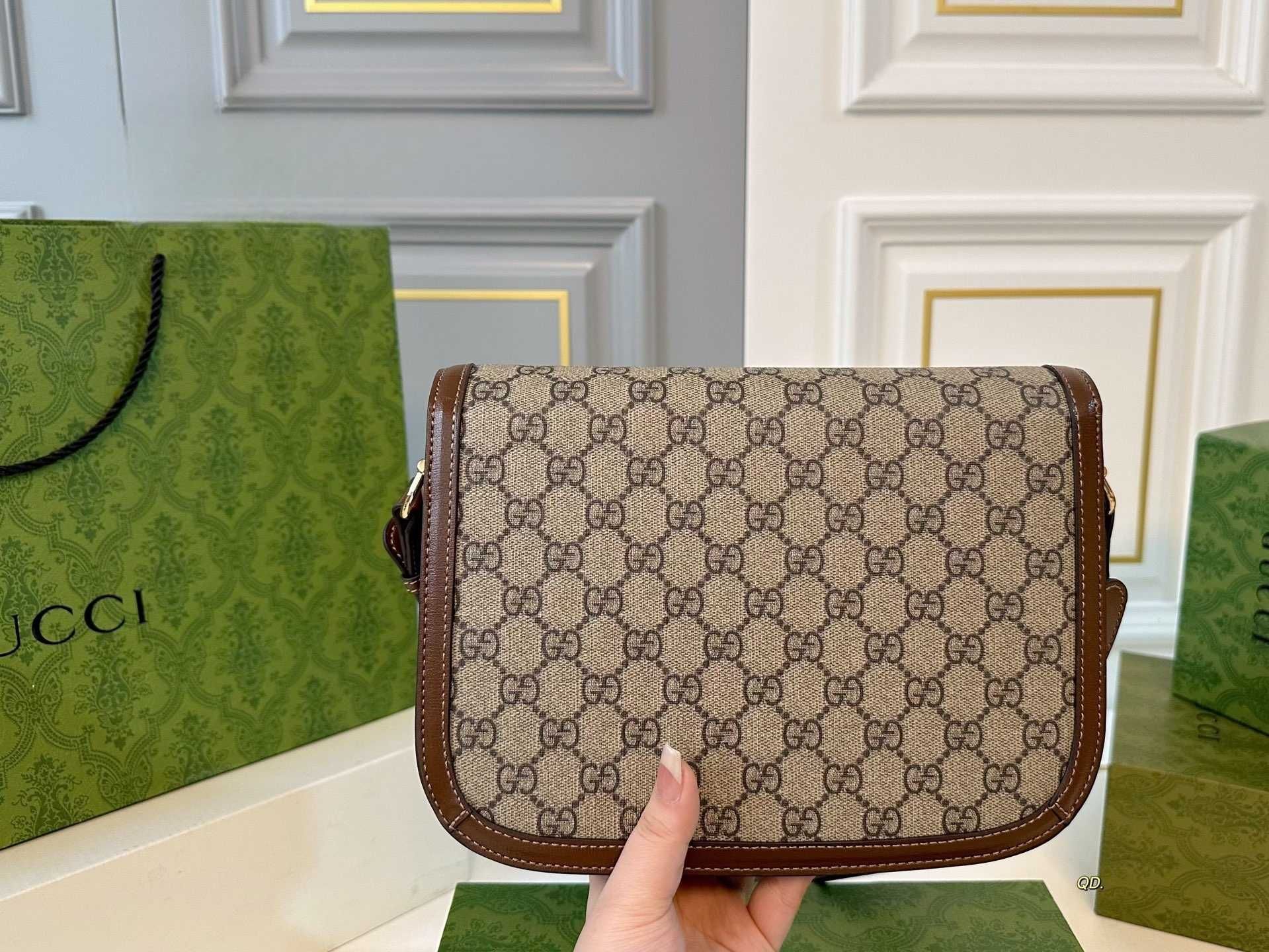 Gucci nowy monogram 1955 torba siodłowa