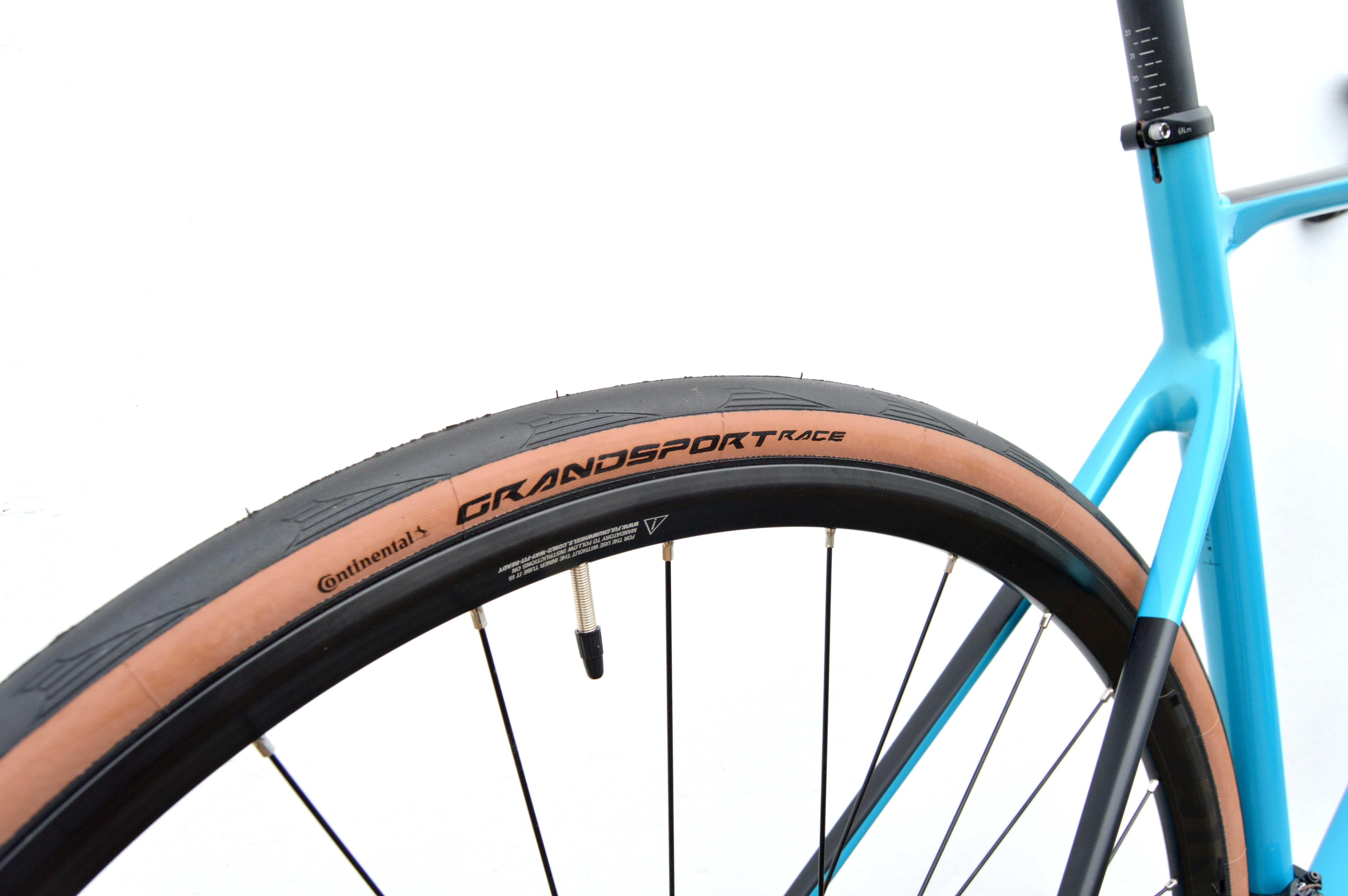 FV23 Przebieg 10km komfortowy endurance XL CUBE ATTAIN GTC S DISC r60