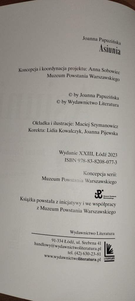 Asiunia , Joanna Papuzińska