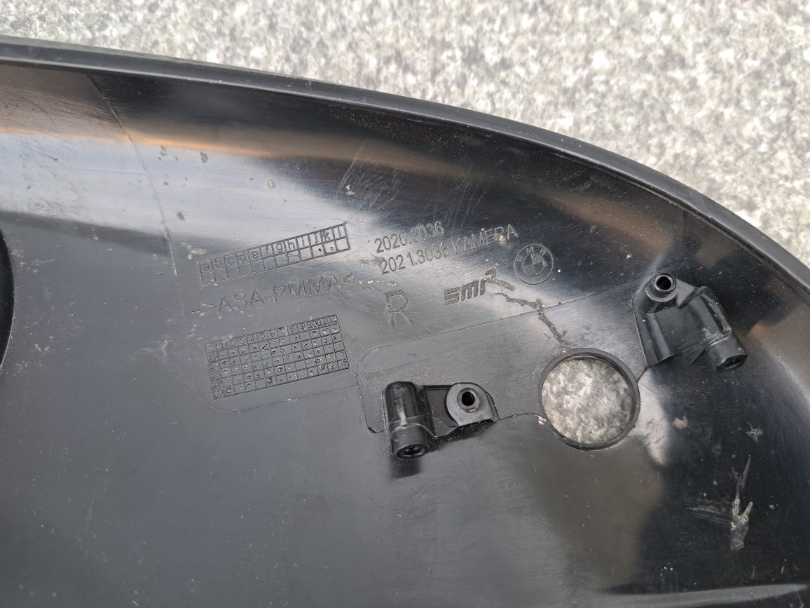 *Obudowa lusterka prawego BMW 1 f20 BMW 3 f30 bardzo ładna