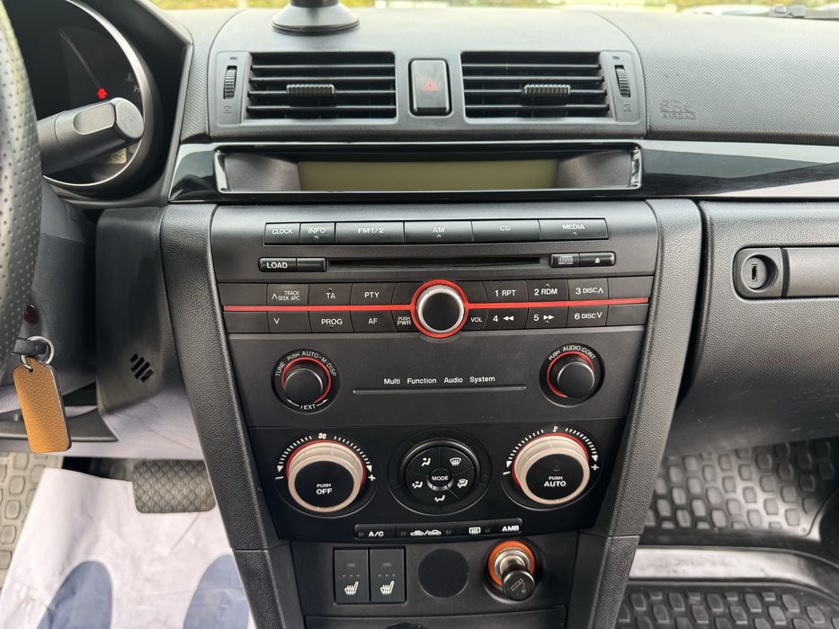 Продам Mazda 3 автомат гбо