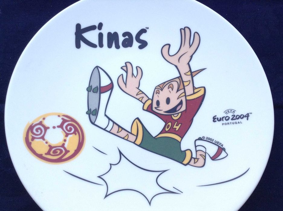 Prato do KINAS Mascote do EURO 2004 - Grupo Vista Alegre -Futebol UEFA