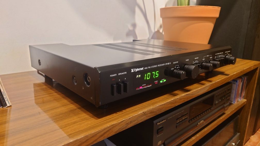 Kraus/Cybernet CR80S amplituner stereo, japoński vintage lata 80te