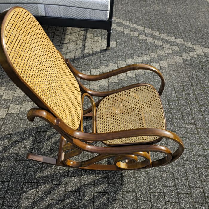 Fotel bujany jak nowy