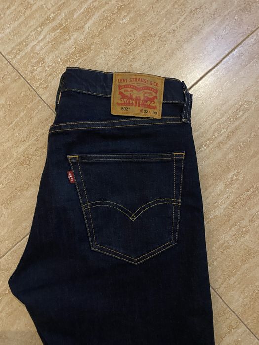 Calças Levi’s 502