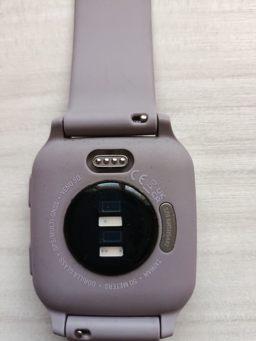 Смарт годинник Garmin Venu SQ