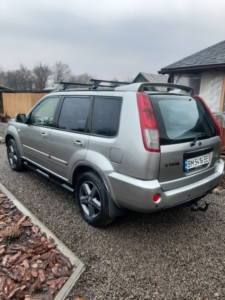 Nissan x- trail 2004 газ- бензин 4х4