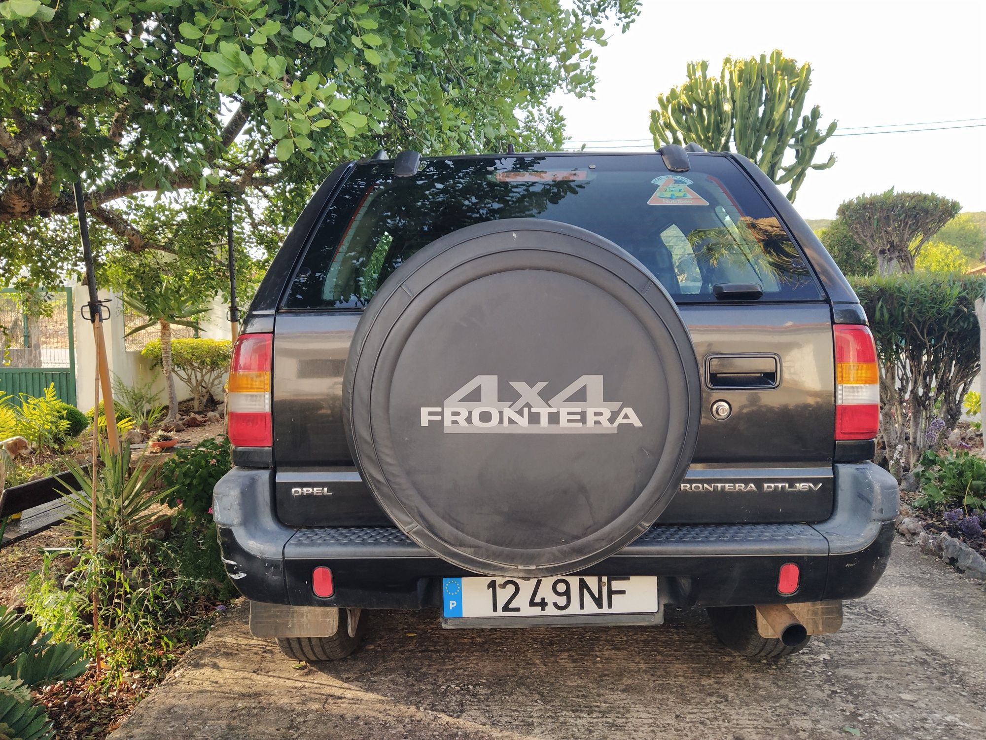 Jipe Opel Frontera