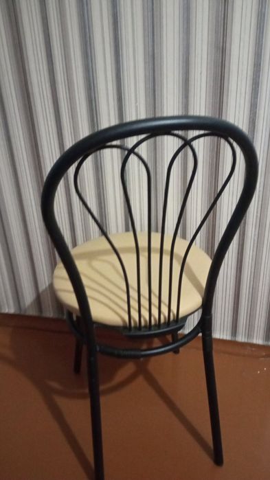 Продам кухонні стільці Venus